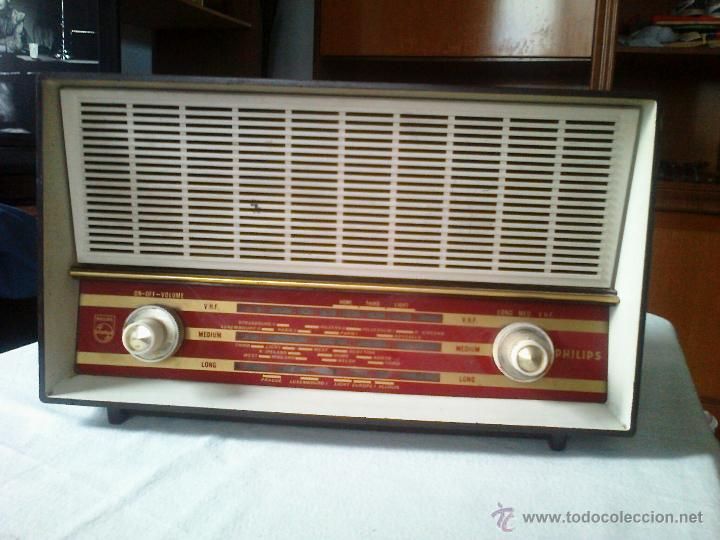 Antigua-radio-Philips-20140413090136.jpg